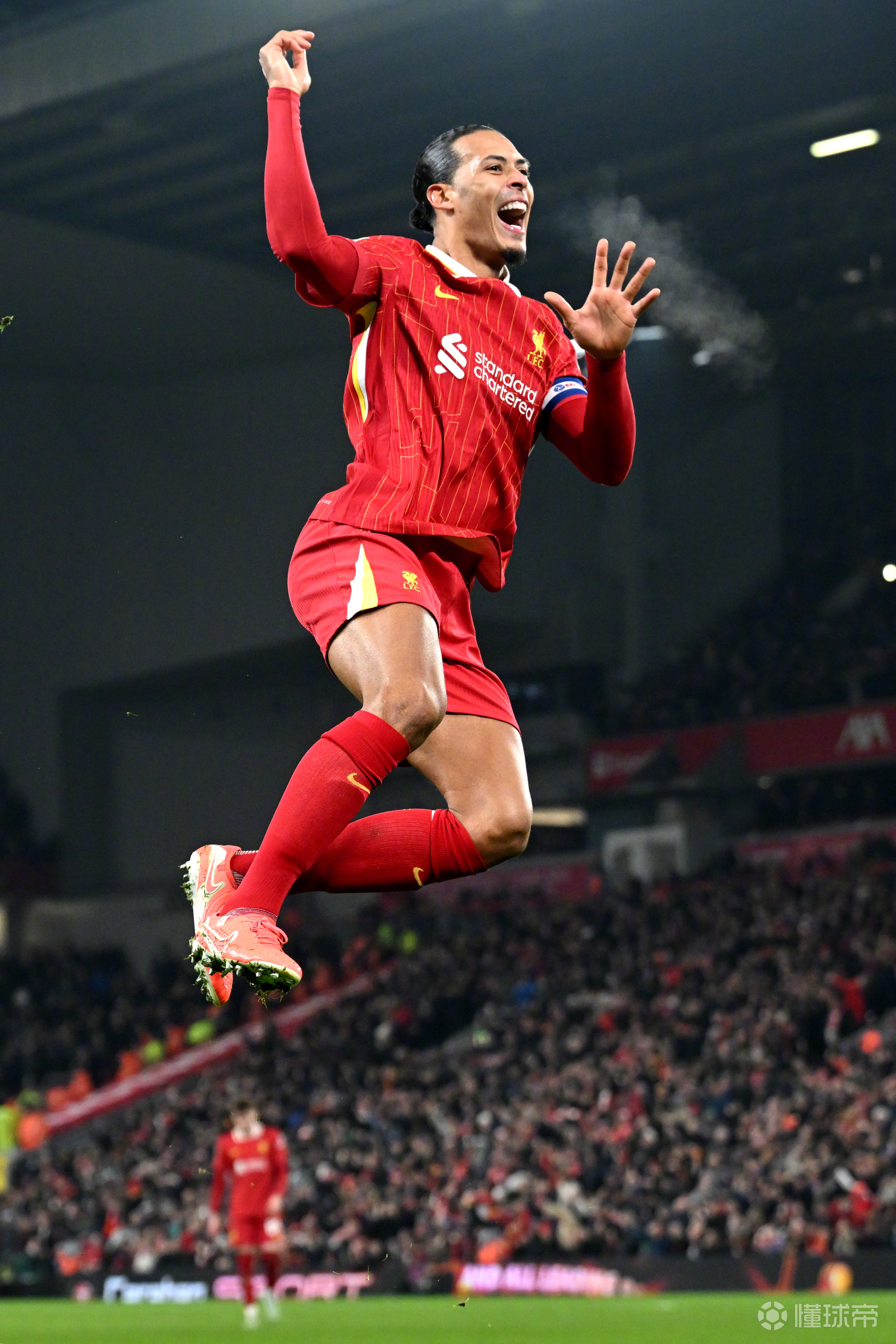 开云体育-离谱！蒂姆在利物浦比赛中高光表现国际比赛日切尔西备战意大利杯，北京国安围绕CBA常规赛单刀错失的简单介绍-开云体育